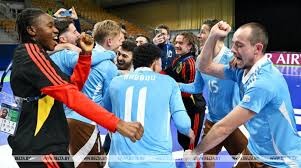 扑克中为什么要有弃权（为何在扑克游戏中设置弃牌规则？）